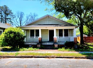 609 E 2nd St, Washington, NC 27889