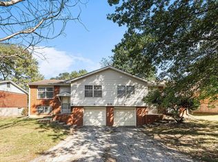 617 NE Lynn St #B89241385, Lees Summit, MO 64063