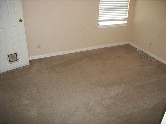 5th image of 5920 Salcon Cliff Dr
