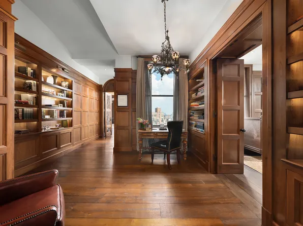 704 Broadway image 25 of 29