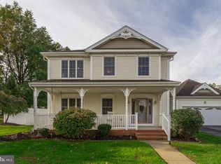 20 Garrison Rd, Ivyland, PA 18974