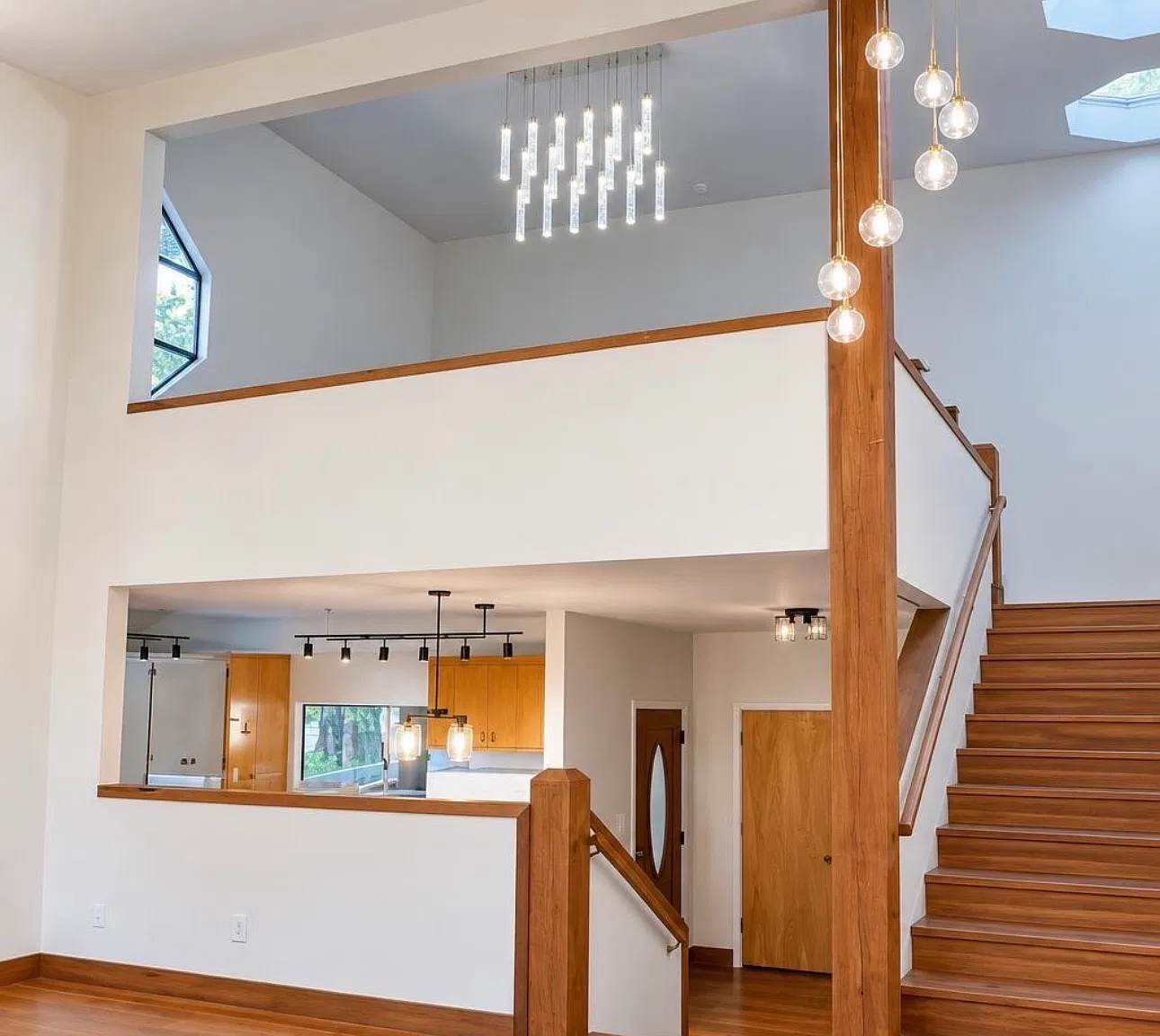 5131 S Land Park Dr — Photo 4
