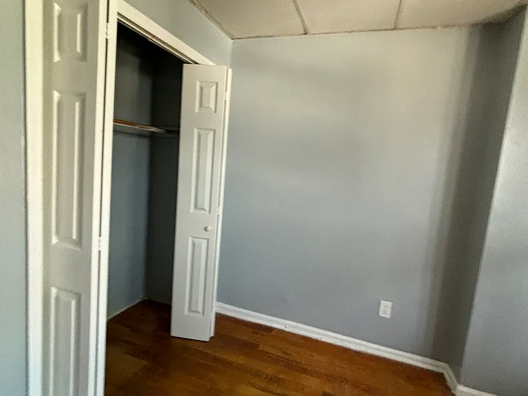 84 2nd St #2 — Photo 9