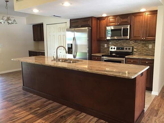 4th image of 1713 Citrus Hill Ln