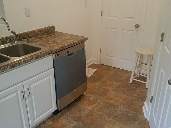 1st floor kitchen (right side)