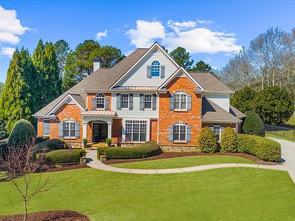 3rd image of 4638 Manor Dr