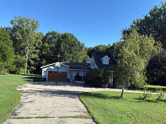 3rd image of 9271 E Sidney Rd