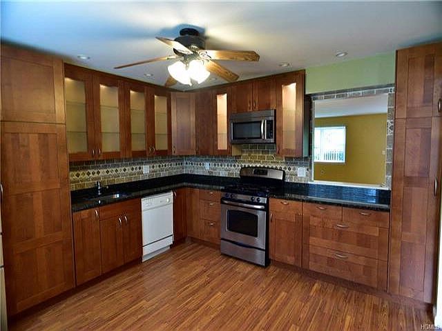 1st image of 573 Lenape Ct