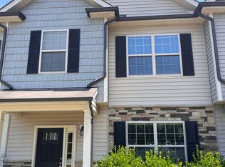 6161 Neuse Wood Dr, Raleigh, NC 27616