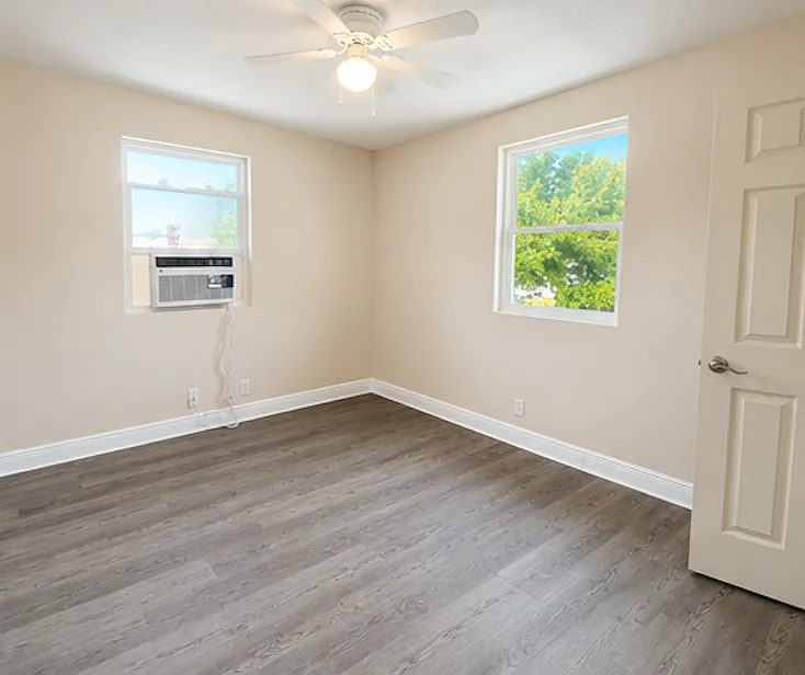 2 bed, 694 sqft, $895 — Photo 3