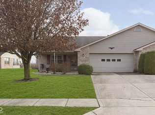 397 Camellia Ln, Bargersville, IN 46106