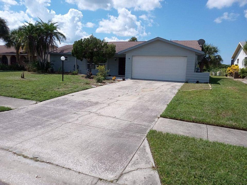 1st image of 738 Flamingo Dr