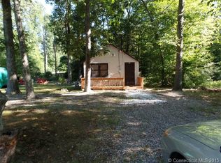 71 Cove Rd, Lebanon, CT 06249