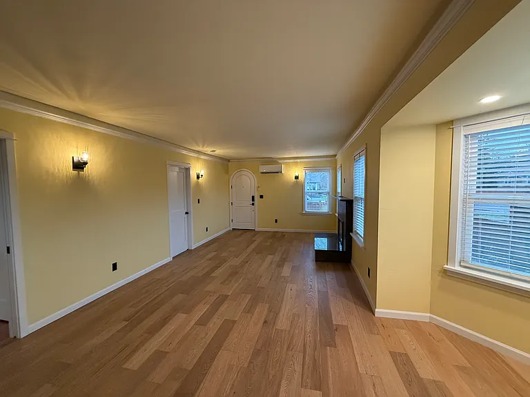 1490 Hayes St — Photo 13