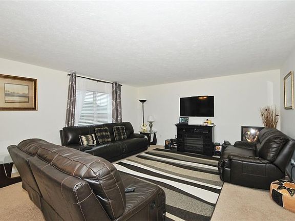 4th image of 3119 Hope Springs Ct