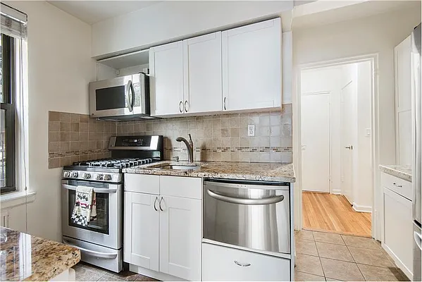 Sold by Real Direct | media 4