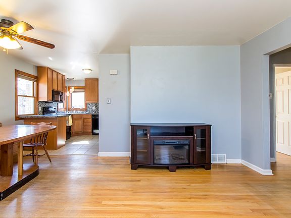 2nd image of 29455 Robert Dr
