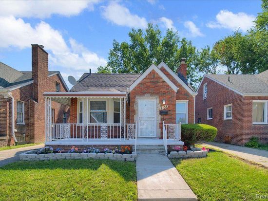 8138 Sussex St, Detroit, MI 48228