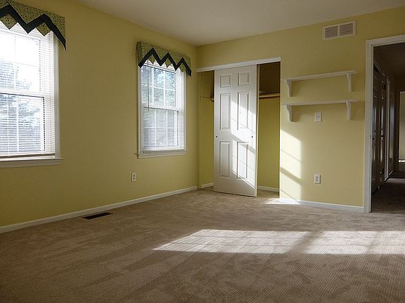 5th image of 5 Wheatston Ct