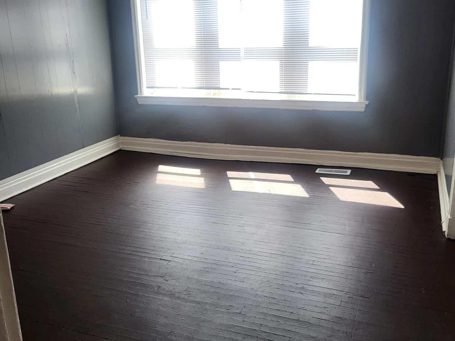 2 bed, 740 sqft, $795 — Photo 2
