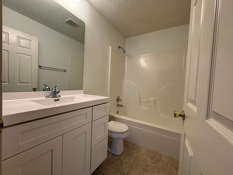 2513 SE 4th St — Photo 12