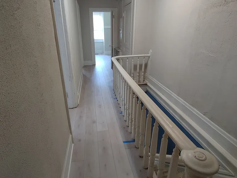 339 Spahr St #2 — Photo 16