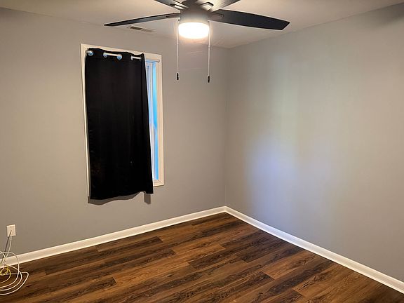 4th image of 316 W 1st St