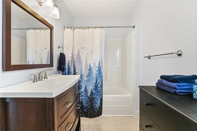 1726 Burdette St — Photo 9