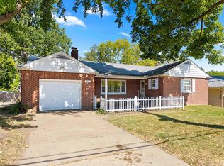 419 W Stonegate Rd, Peoria, IL 61614