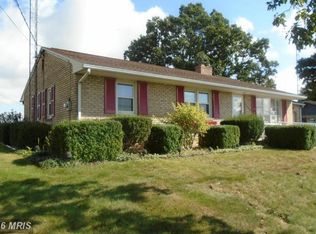 1393 Siloam Rd, Chambersburg, PA 17201