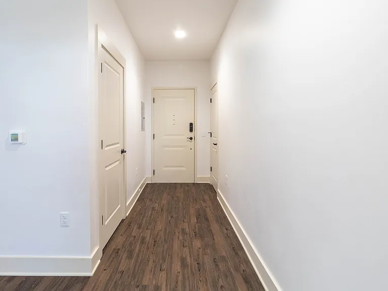 1120 Franck St — Photo 34