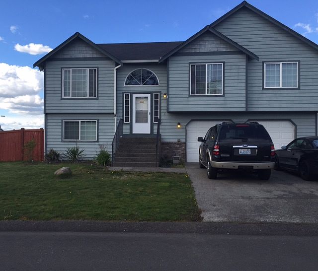 1st image of 1523 199th St E