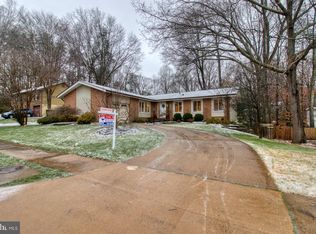 16208 Sheffield Dr, Dumfries, VA 22025