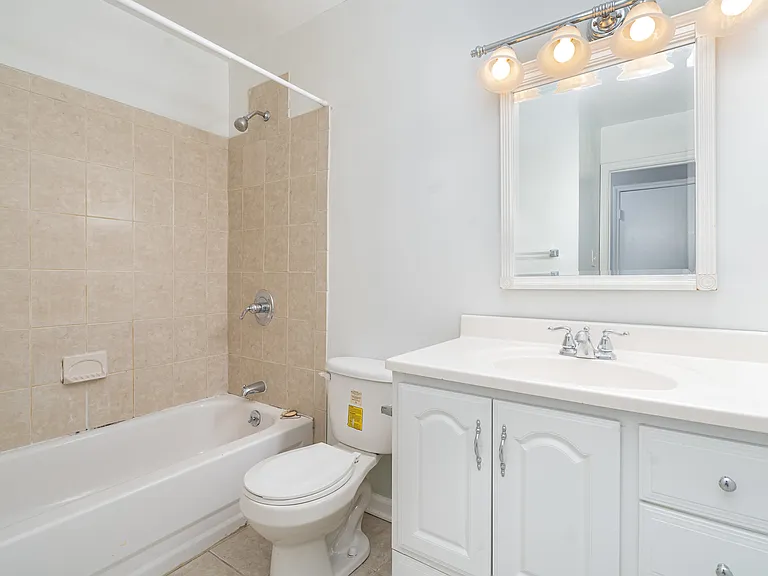 8005 Horse Chestnut Ln — Photo 19