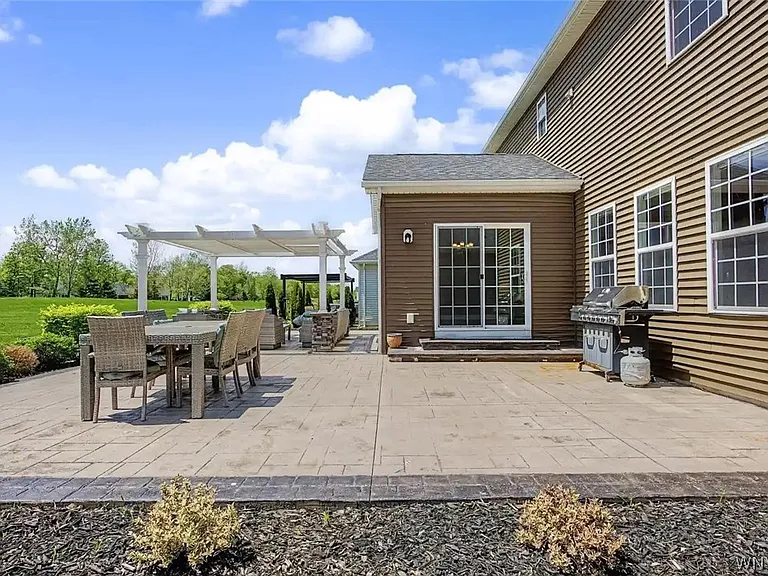 46 Eagleview Dr — Photo 45