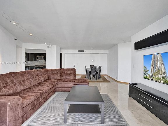 2nd image of 3500 Mystic Pointe Dr APT 3202