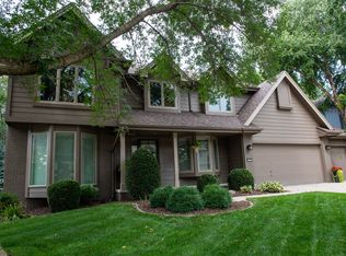 428 S 160th St, Omaha, NE 68118