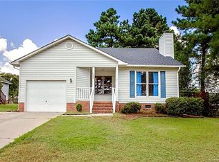 1227 Oak Knolls Dr, Fayetteville, NC 28314