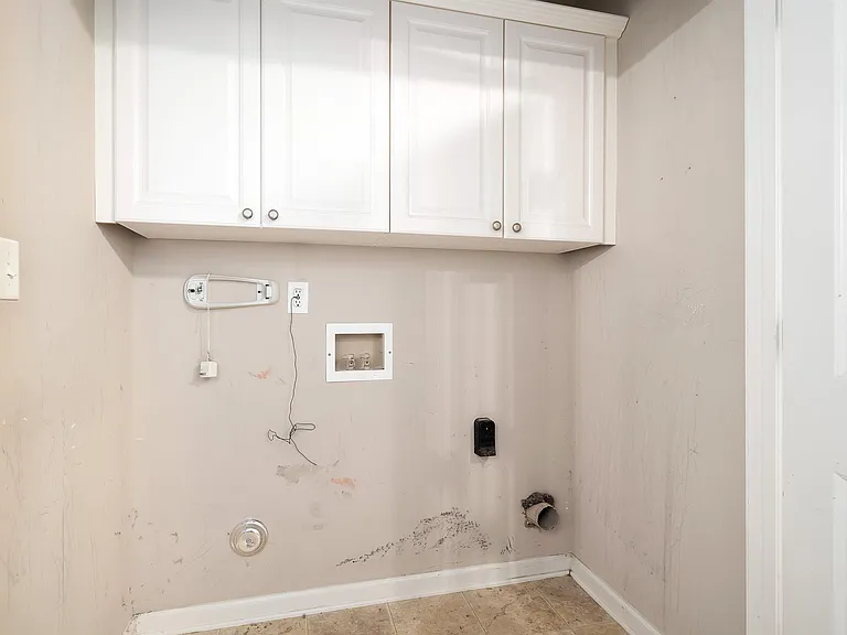 6062 Townley Ct — Photo 23