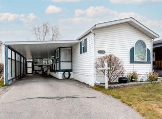 99 Arbour Lake Rd NW #224, Calgary, AB T3G4E4