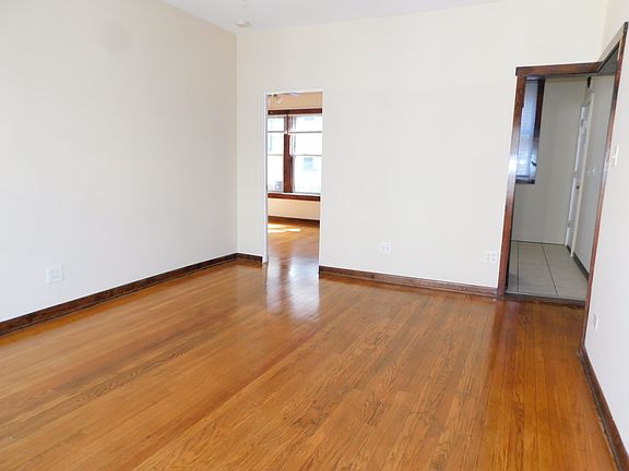 4th image of 1104 W Columbia Ave APT 3N
