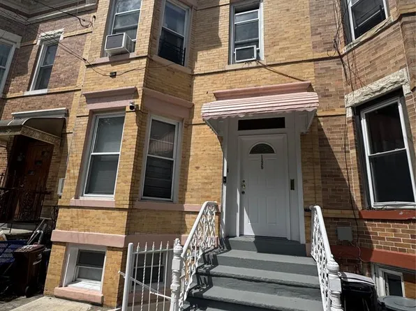 196 Grant Avenue image 1 of 22