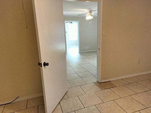 5th image of 3505 Texas Ave