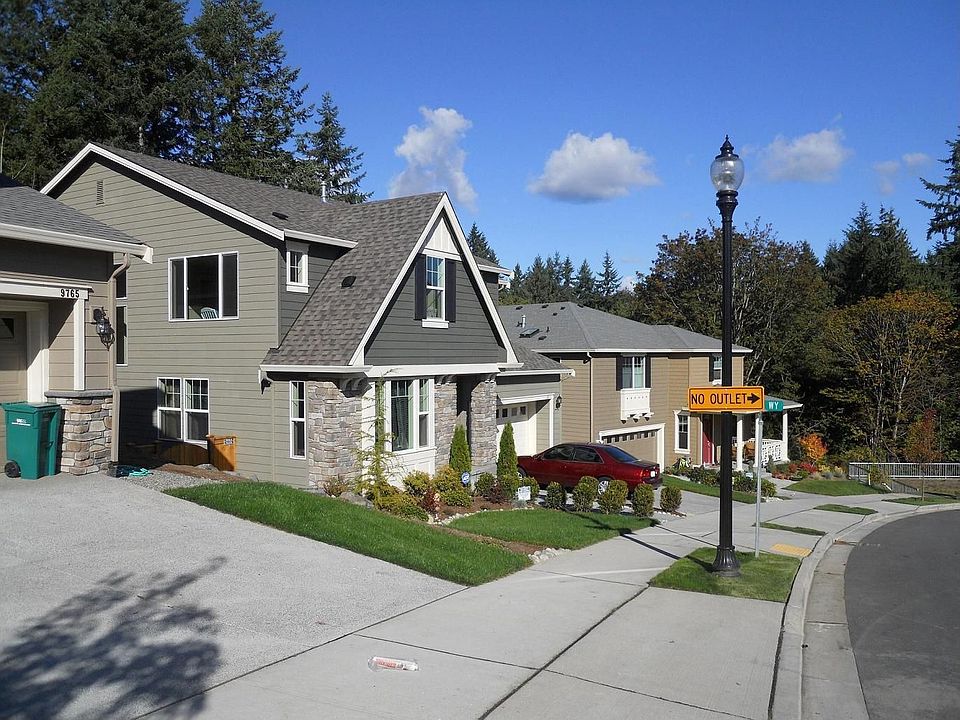 2nd image of 9871 174th Ct NE