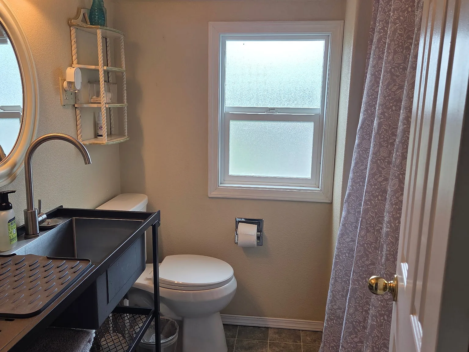 3160 Grandview Dr — Photo 4
