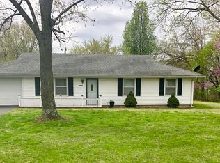 1808 Roe Ave, West Plains, MO 65775