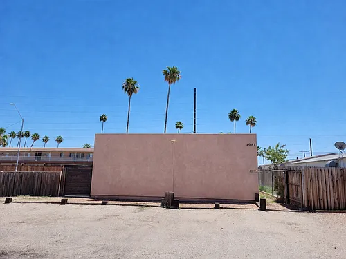 1081 S Avenue A Photo 1