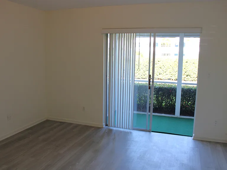 2929 SE Ocean Blvd #I8 — Photo 18