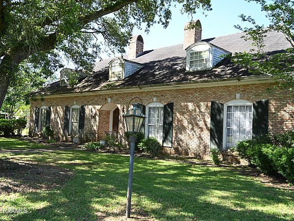 2nd image of 1619 N Avenue D