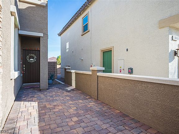 3rd image of 10420 Mount Charleston Ave